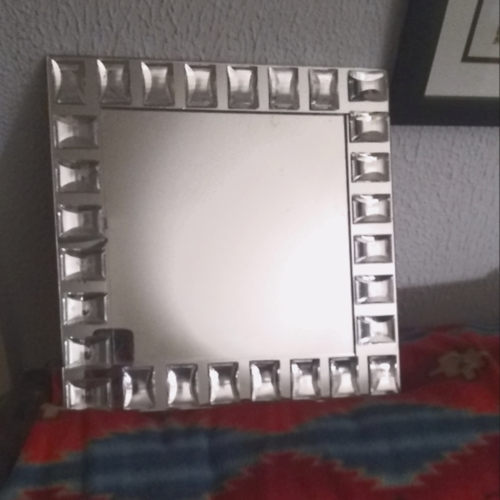 Mirror Charger